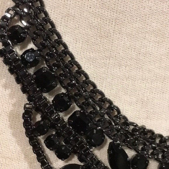 Magical Statement Necklace - Picture 5 of 7